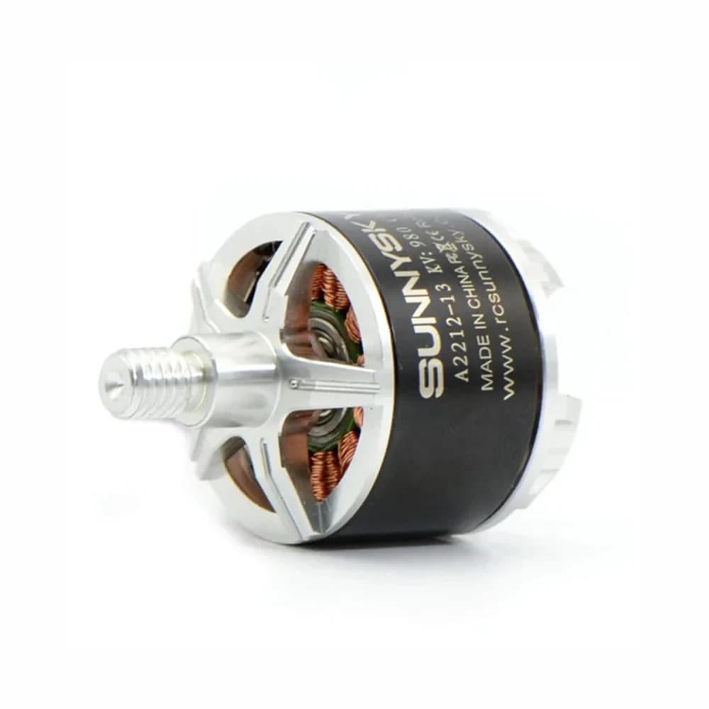 Двигатель SUNNYSKY A2212 2450KV